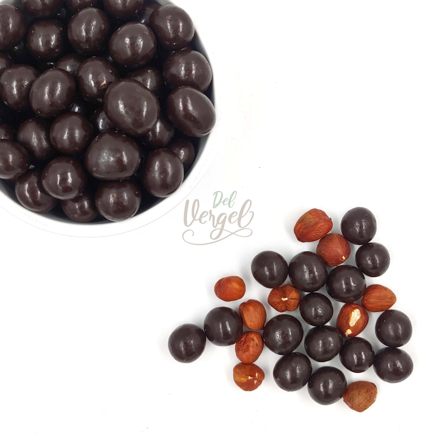 Avellana Europea cubierta de Chocolate 63% Cacao